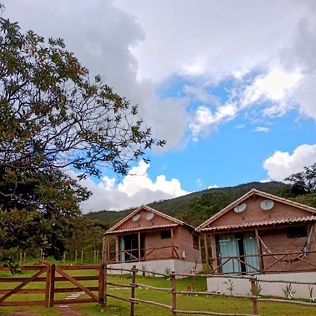 Chales De Horus São Tomé das Letras Екстериор снимка